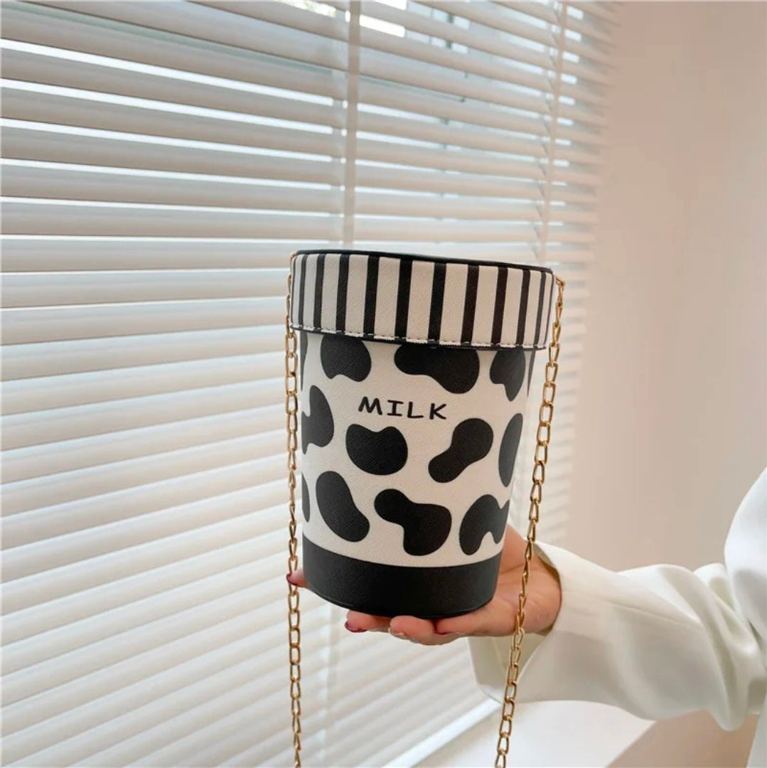 Moo bucket